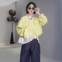 韓国のサイドファスナーの短いコートの女性2025春の新型のゆったりしたカジュアルな小さいサブジャケットの野球服の上着