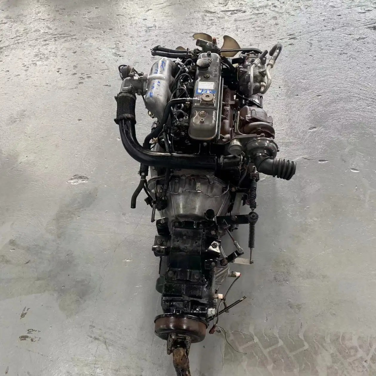 Isuzu Suitable for Second-Hand Diesel Engines 4-Cylinder 4Jb1 Engine Turbo 4Jb1T Diesel Engine