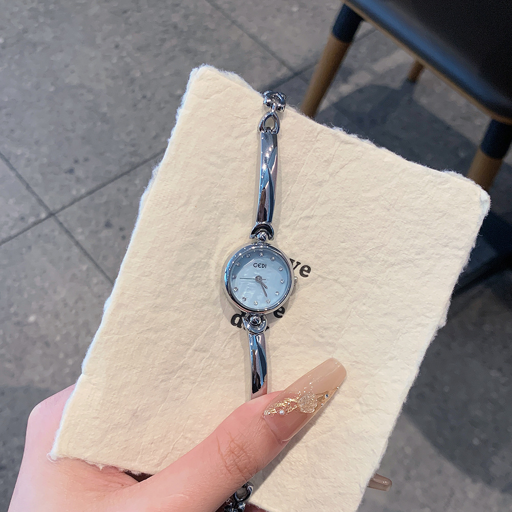 Gedi Gedi Simple Design Small and Exquisite Round Dial Bracelet Watch Fashionable Korean Versatile Quartz Student Watch