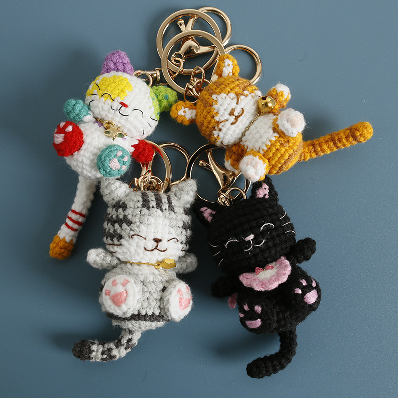Super Cute Hand-Knitted Smiling Little Cat Pendant, Hand-Made Squinting Cat Keychain, Hand-Crocheted Cat Pendant