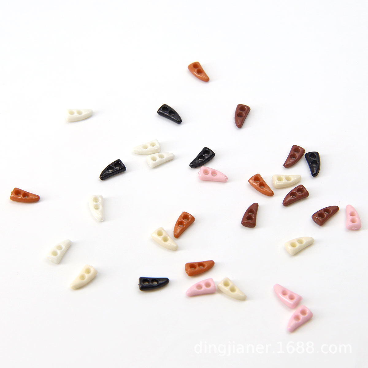 6mm上質樹脂ミニ牛角ボタンbjd子供服アクセサリー潮游小布超小ボタンob11子供服ボタン