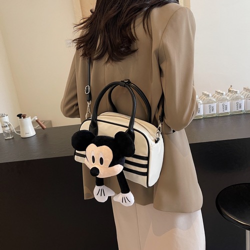 Cartoon Mickey portable bowling bag for women 2024 new cute doll shoulder crossbody bag hand semi-circle bag