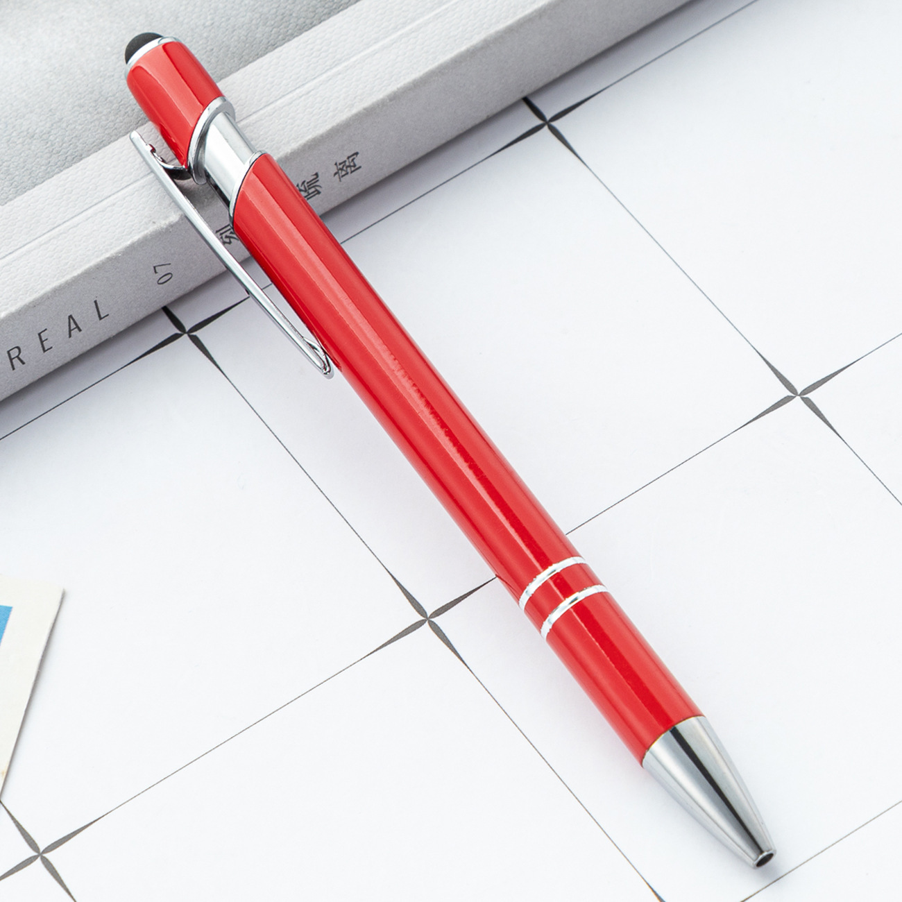 Rojo grande (estilo de pintura en aerosol)