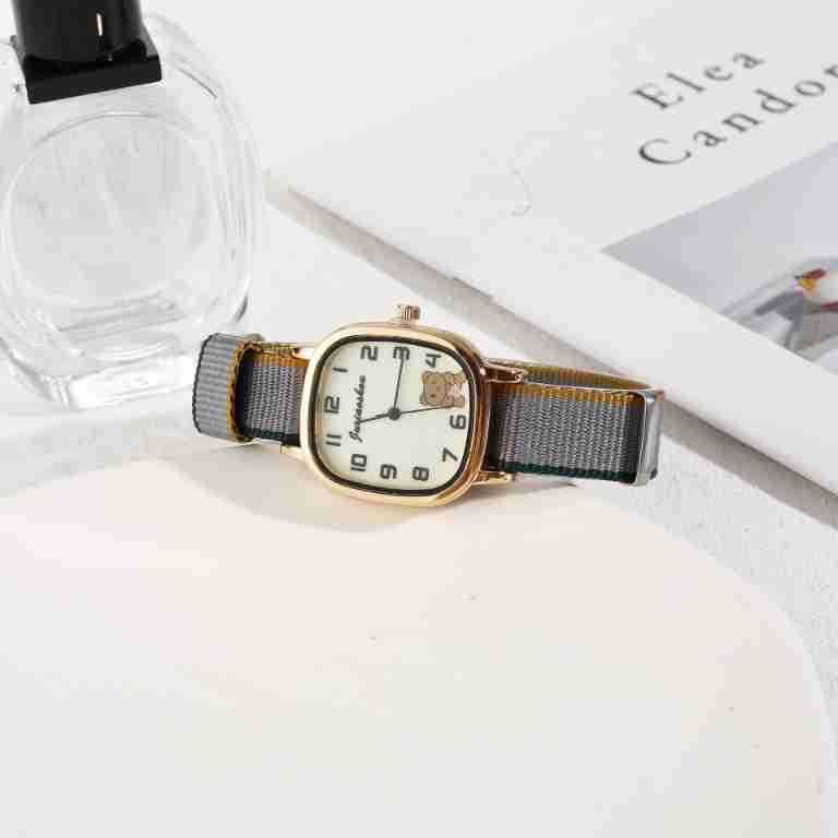 Women's Quartz Watch With Cute Bear Canvas Strap For Students_voghion.com