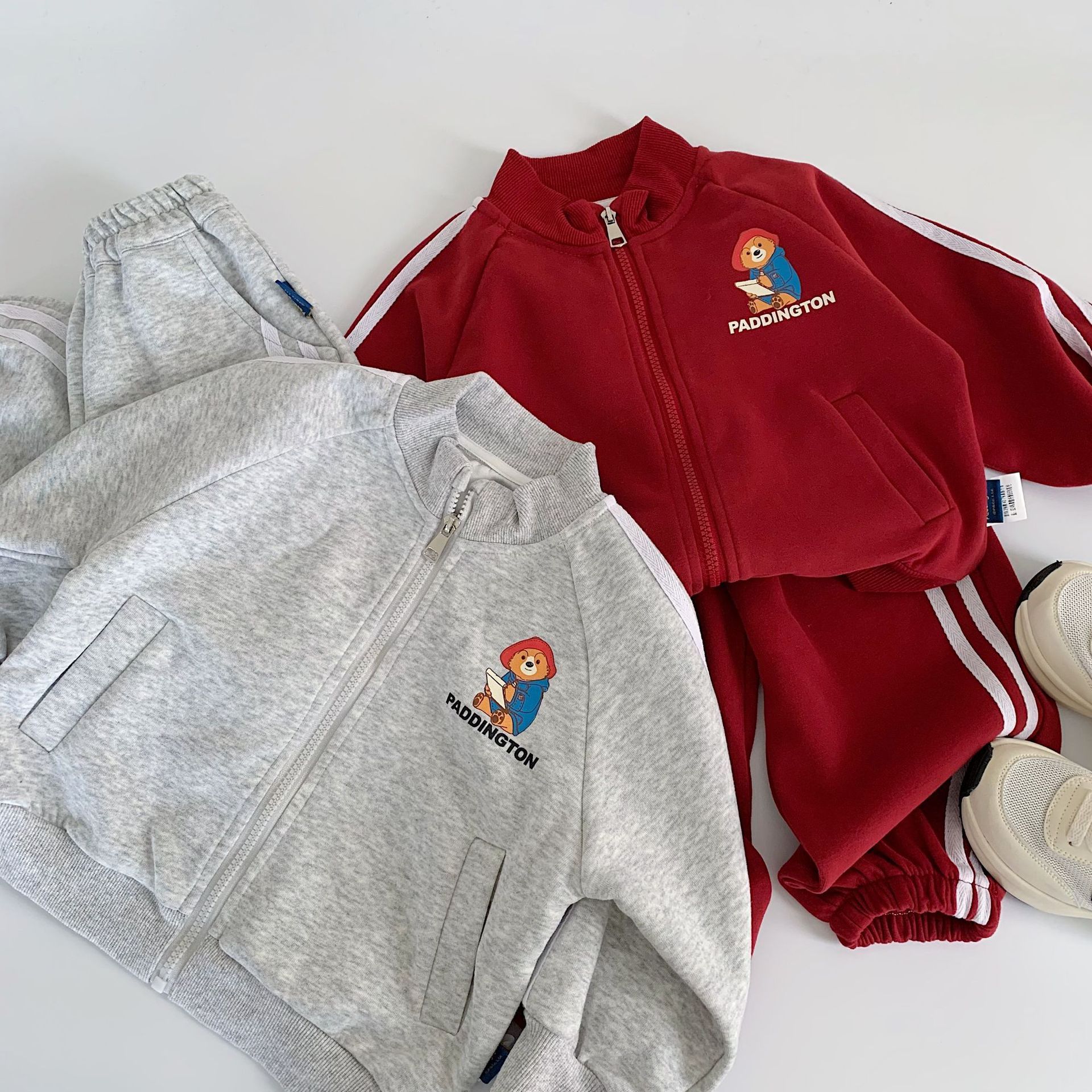 Mei Bao conjunto infantil 2025 primavera y otoño estilo coreano de dibujos animados para bebés hembra y hembra, oso Paddington dos piezas de ropa interior para niños