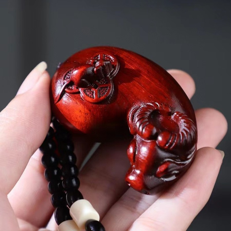卸売りの紫檀木の彫刻の取っ手の件のピシュピストは壺の胡の掛け物を並べて音を振って商品の工芸の贈り物を生放送します。|undefined