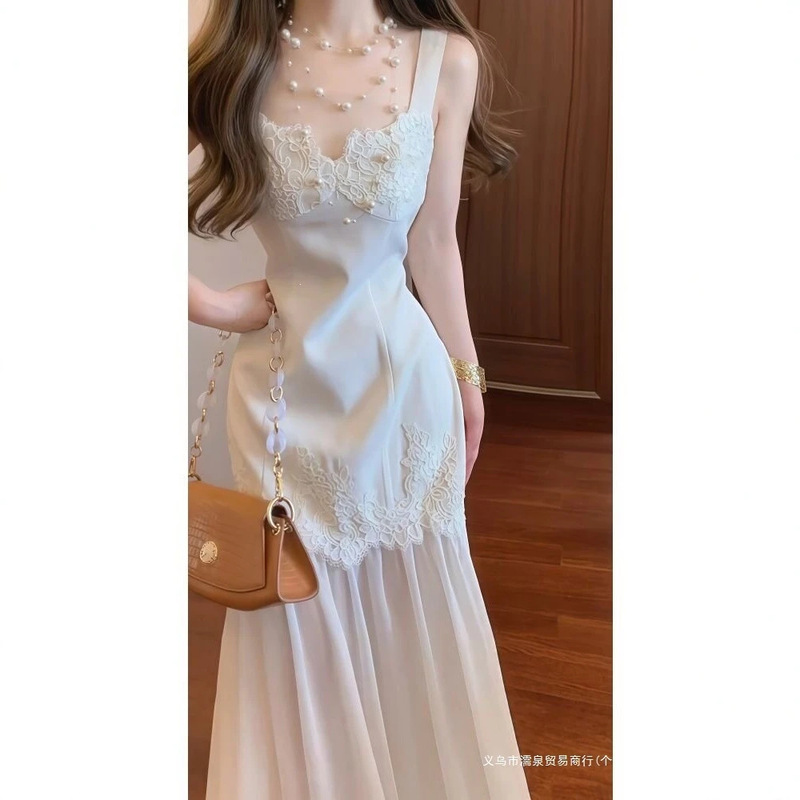 French-style elegant lace-trimmed strap dress for women, summer niche fashion, bodycon long dress French-style elegant lace-trimmed strap dress for women, summer niche fashion, bodycon long dress