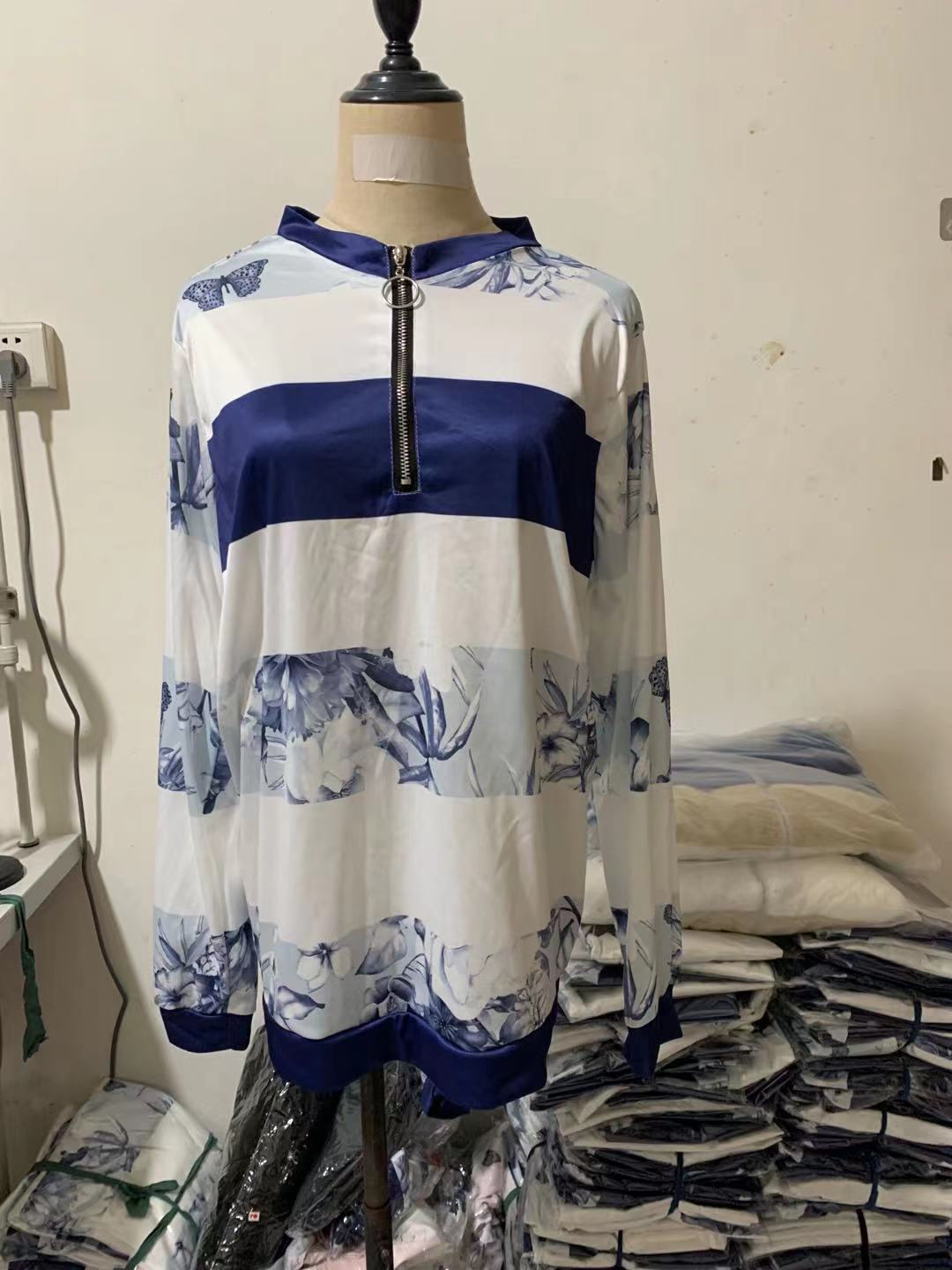 2026 New Eurean And American Women's Clothing Digital Print Zipper V-Neck Loose Casual Sweatshirt Long Sleeve_ecoleips.com