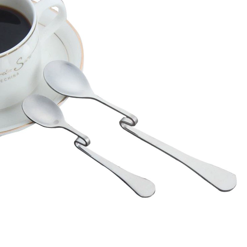 Креативная 410 S-образная подвесная чашка из нержавеющей стали с изогнутой ручкой Ложка для чая с молоком Кофейная ложка Ложка для смешивания Мороженое Десерт Маленькая ложка