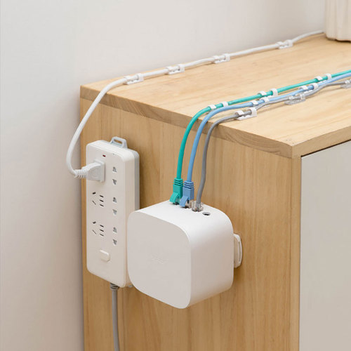 Multi-functional plug organizer, no drilling wall-mounting plug strip, invisible adhesive, wall-mounted power strip outlet, invisible storage