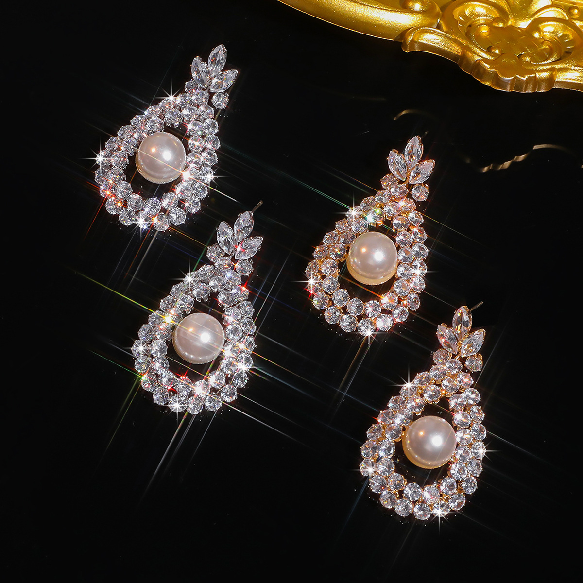 Fashionable copper small design elegant retro earrings drop-shaped…