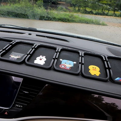 Other Automotive Interior Supplies: Sun Protection Anti-Slip Mat