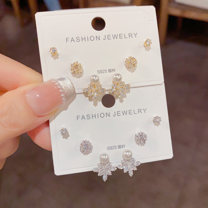 ニッチなファッションデザインのパールフルダイヤモンドメープルリーフ3ピースイヤリングセットs925シルバー針絶妙で多用途のスーパーフラッシュイヤリング|undefined