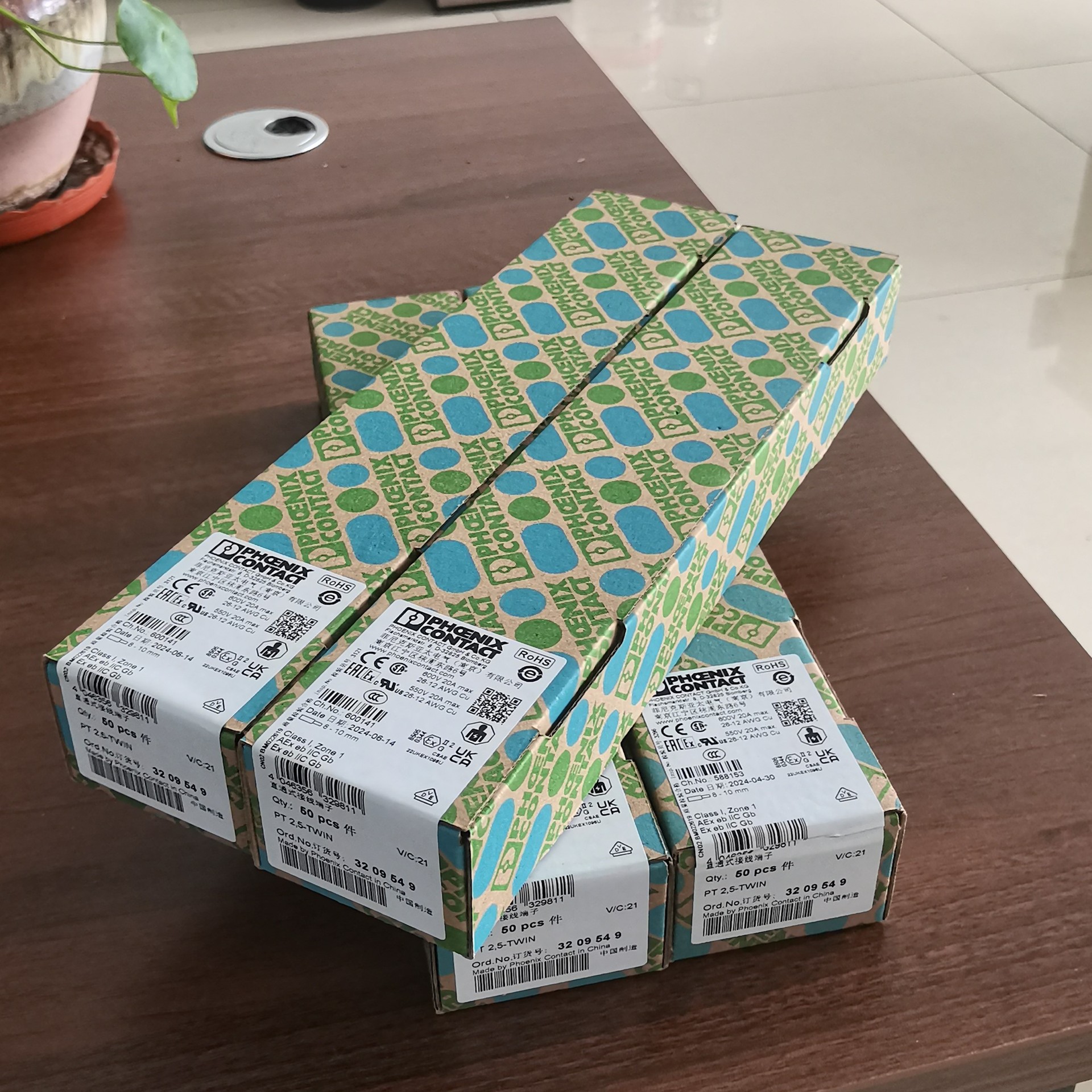 PT 2.5 -TWIN原装正品菲尼克斯 弹簧接线端子3209549