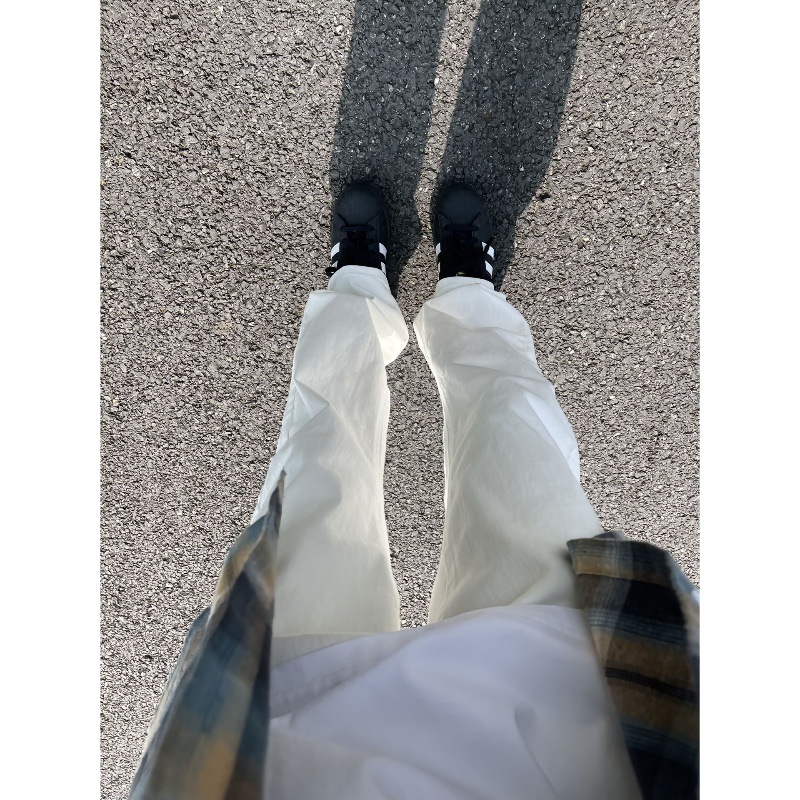 White micro flared jeans for men in summer, thin clean fit, American high street style, slimming leg slimming, long and_voghion.com