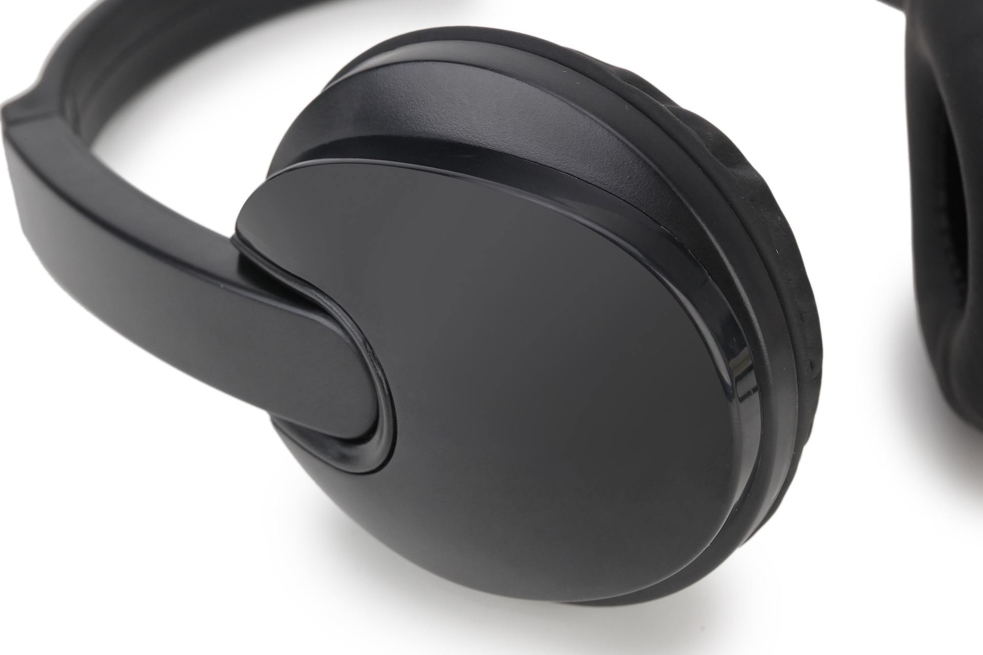 Wearing wired USB with remote control for learning, office, education, teaching, and communication earphones_voghion.com