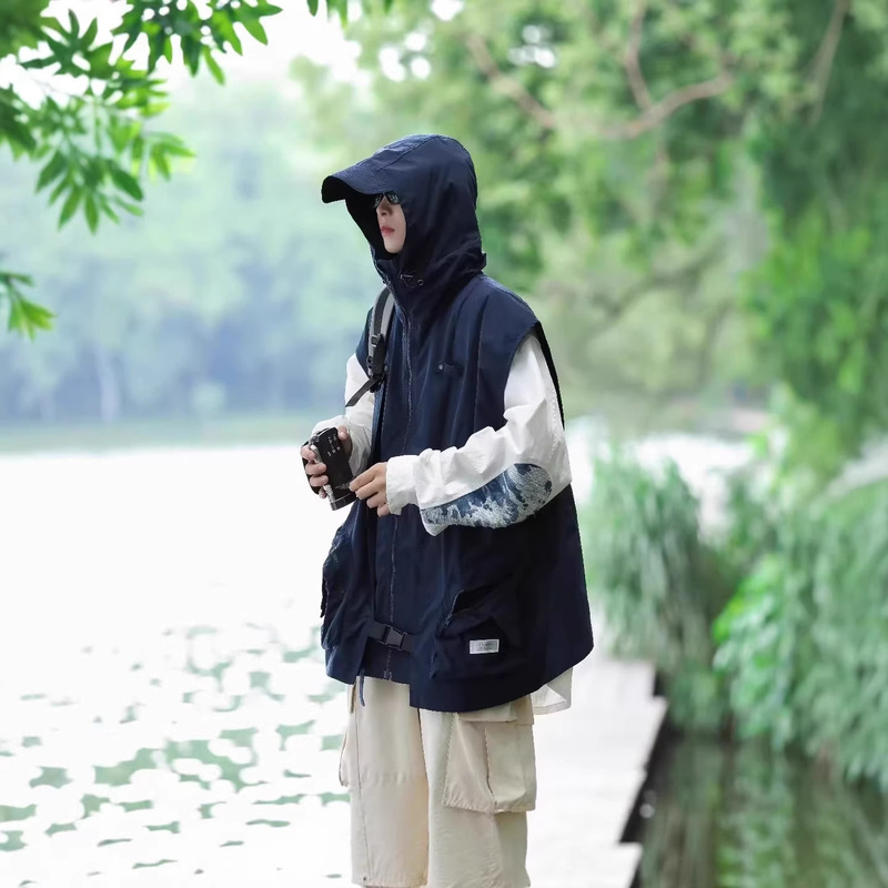 Japanese-Style Trendy Brand Vest Hooded Work Jacket for Men, Simple and Stylish Outdoor Functional Vest Coat Japanese-Style Trendy Brand Vest Hooded Work Jacket for Men, Simple and Stylish Outdoor Functional Vest Coat