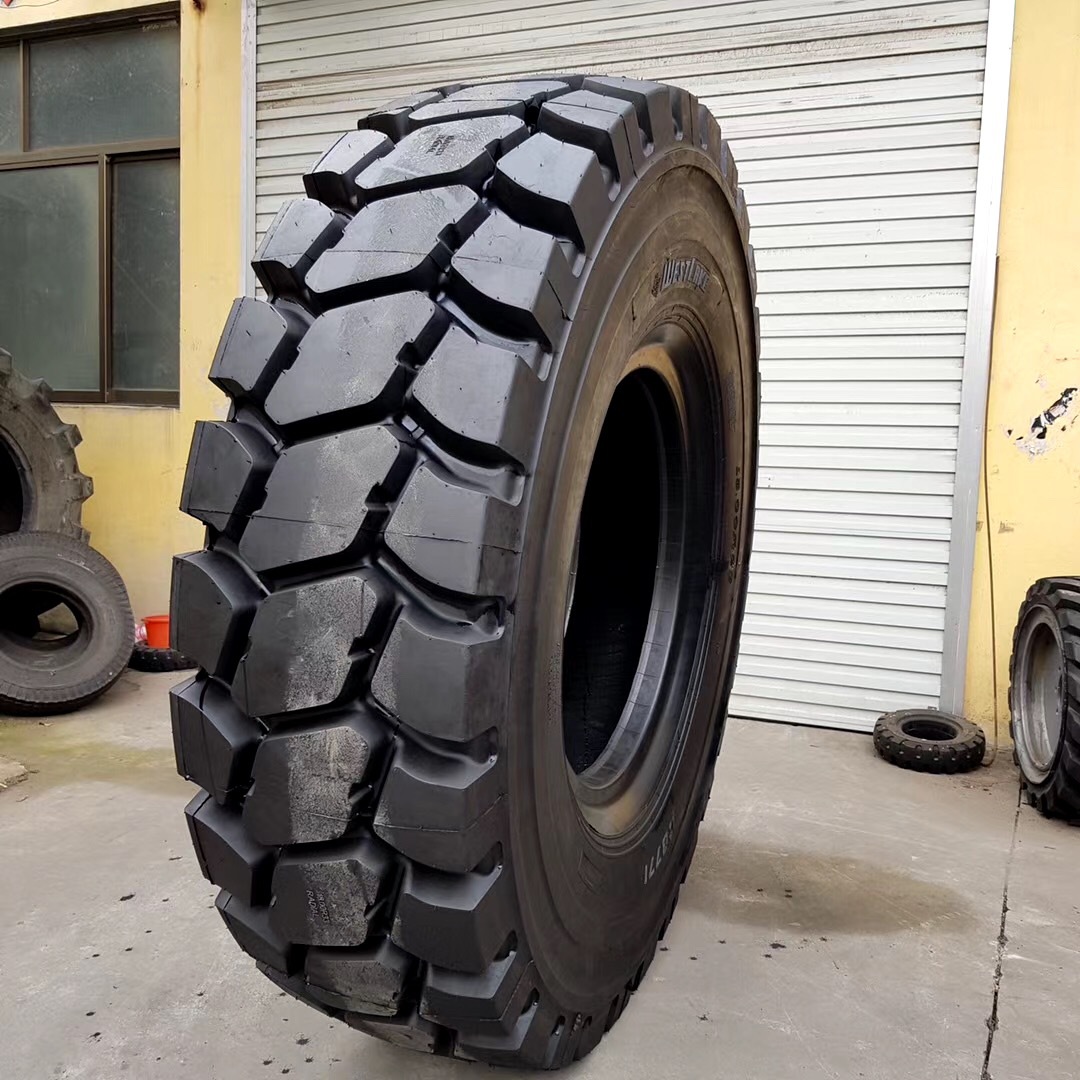 Neumático 18.00R33 del Puerto de las ventas del neumático 1800R33 del camión volquete de la maquinaria de construcción del acero