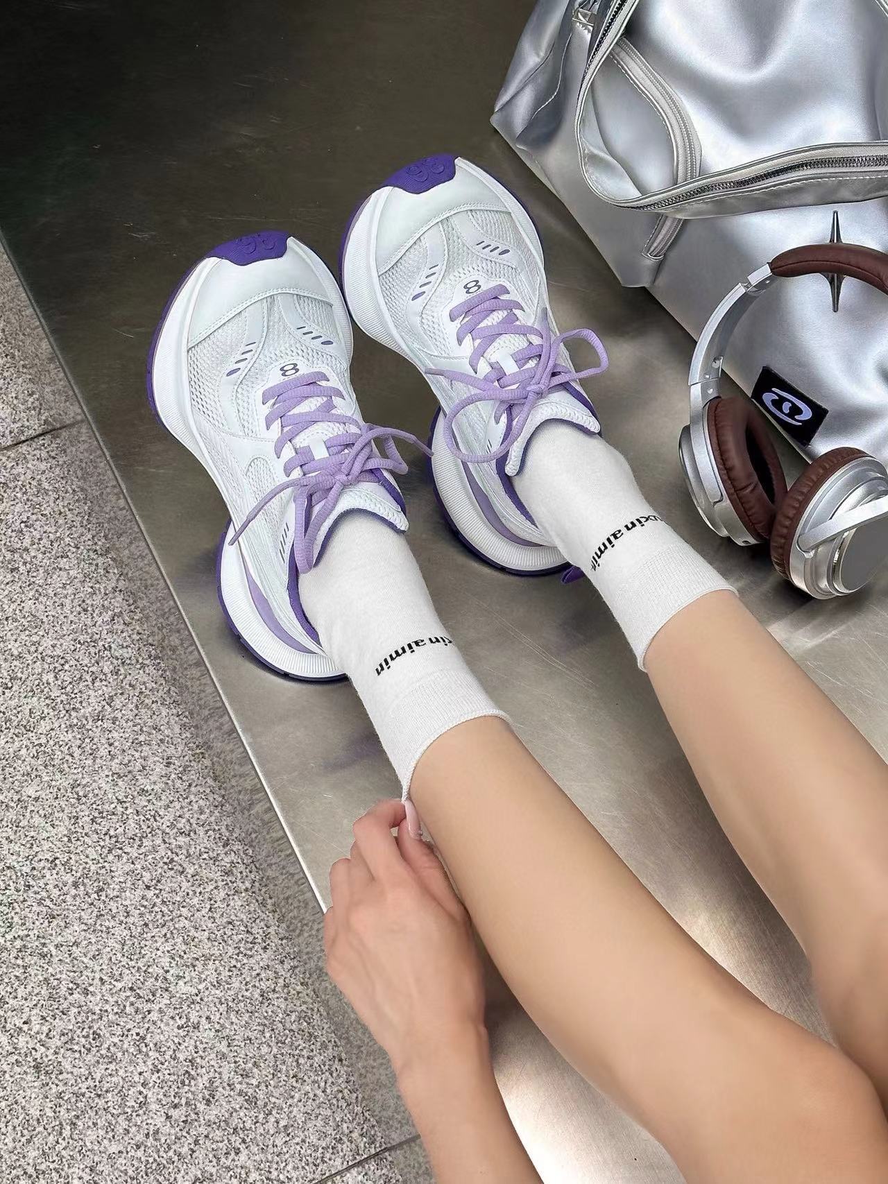 Men's And Women's Paris New Lace-Up Mesh Breathable Dad Shoes 13th Generation Distressed Low Top Casual Sports Shoes With Thick Sole Height Increasing_vogvips.com