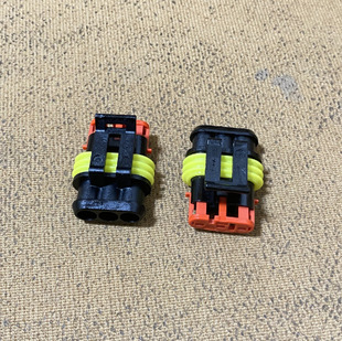 [Spot] TE Automotive Connector 282087-1 Male Plastic Case 13-22AWG 1 Row 24VDC Black 3P