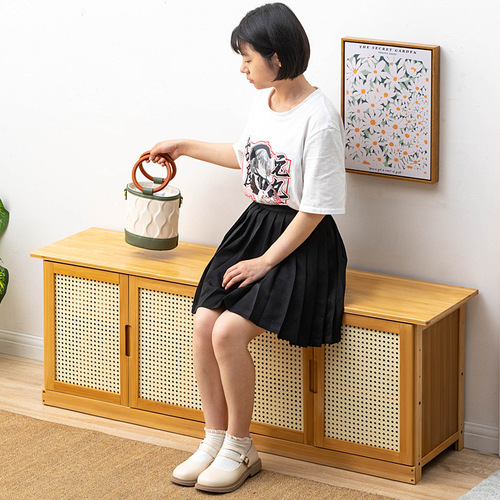 Shoe-changing stool, household doorway bench, shoe-wearing stool, shoe cabinet, one-piece stool, shoe rack, sit-on solid wood entry door