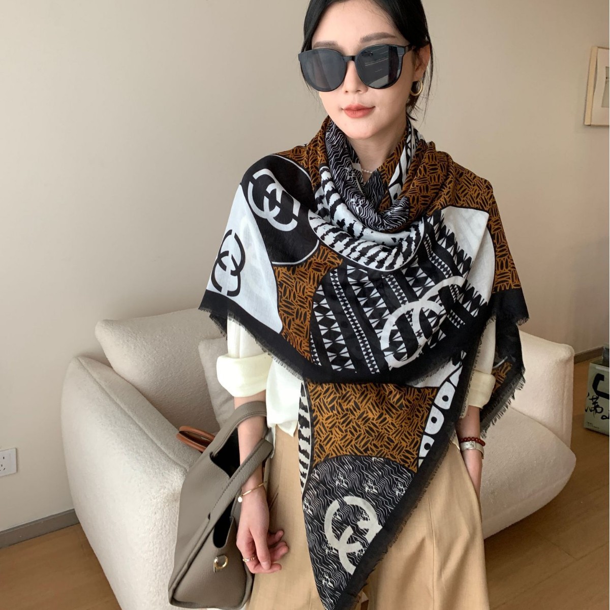 Nuevo estilo europeo y americano 130 toallas cuadradas simples bufandas de seda de twill de mujer