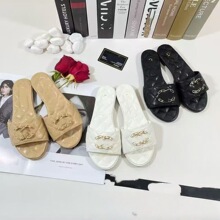 �羳С���L��C��ЬŮ�⴩�¿����ٴ�r�����ƽ�����eһ����