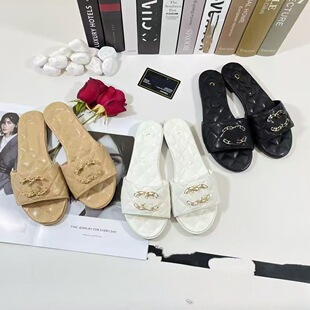 �羳С���L��C��ЬŮ�⴩�¿����ٴ�r�����ƽ�����eһ����