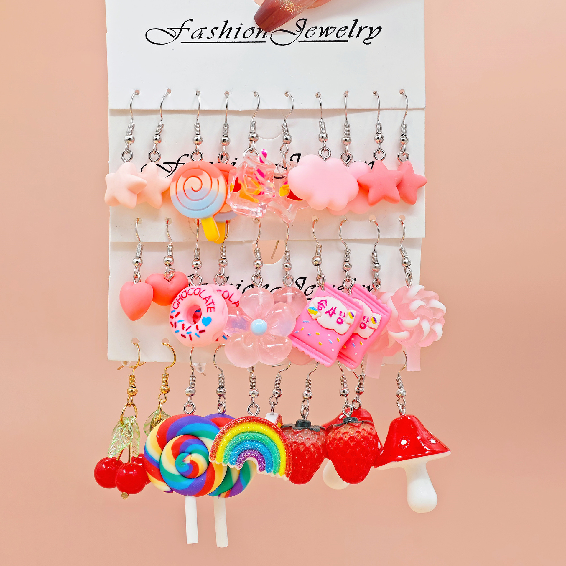 Moda transfronteriza de venta caliente de dibujos animados animales de caballo blanco resina de margarita simulación de alimentos donut auriculares multi-pieza conjunto
