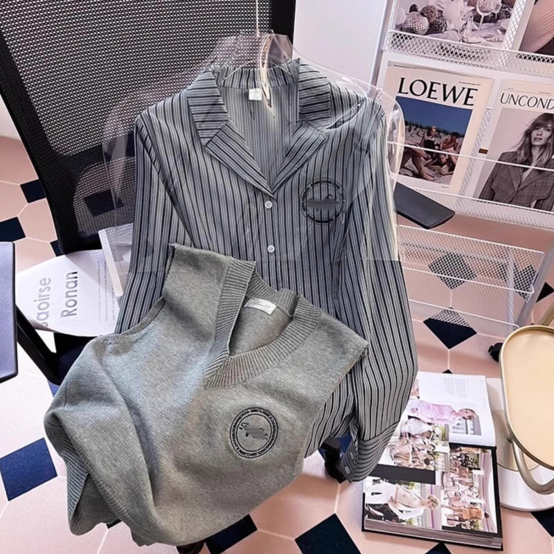 Autumn and Winter 2024 New French Striped Shirt Women's Korean Stacked V-neck Knitted Vest Two-piece Suit