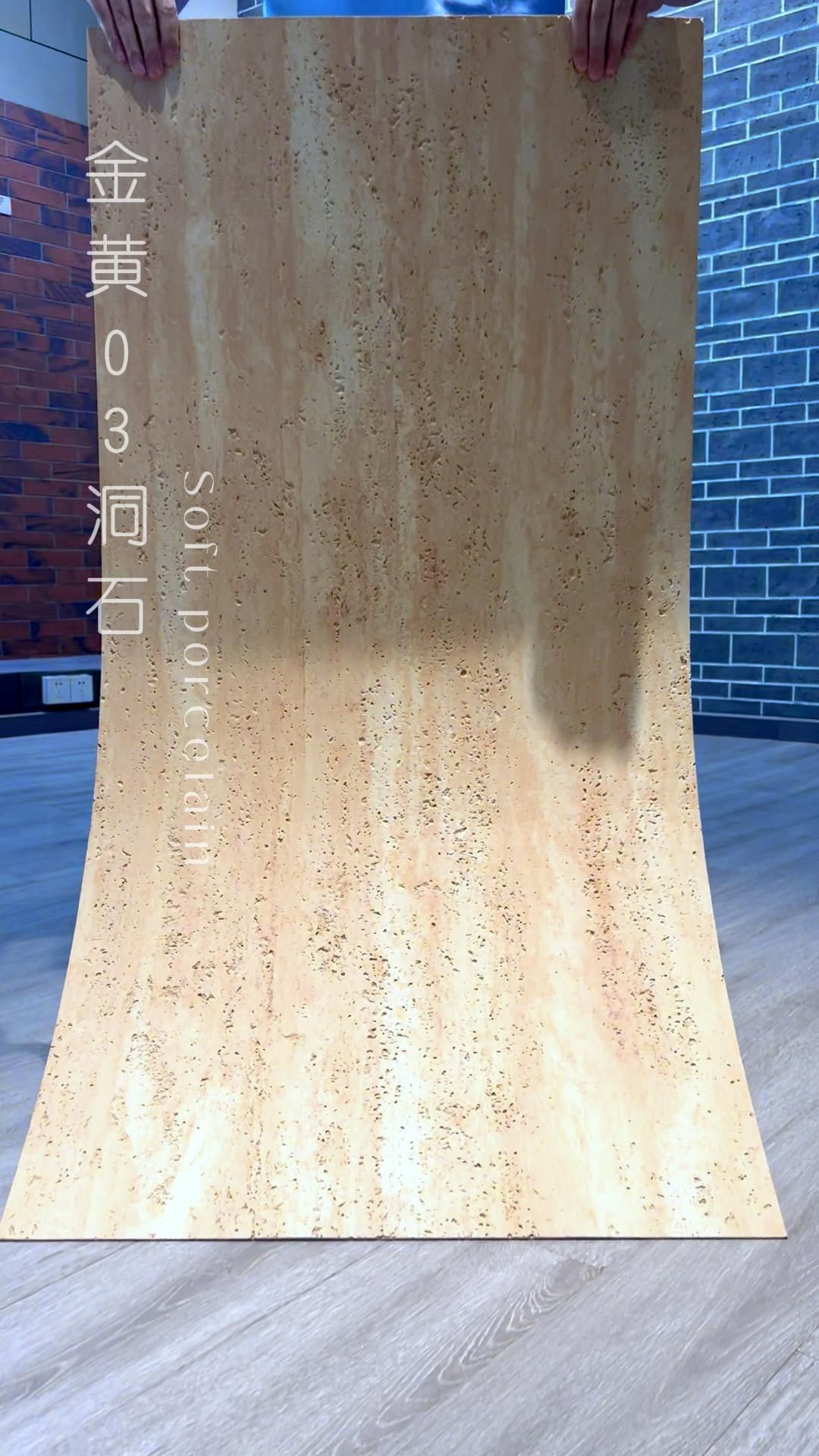 Porcelana suave Piedra flexible Tablero decorativo de travertino romano ligero Azulejos de exterior Tablero de pared de piedra Xingyue Panel decorativo de piedra de imitación