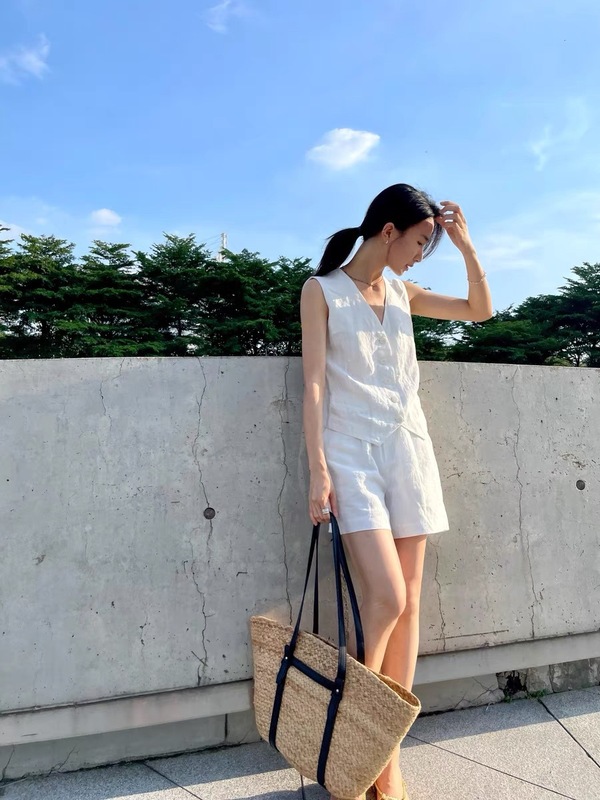 2025老銭風亜麻の白い馬甲半ズボンセットのおしゃれなレトロな馬甲セットの女性|undefined
