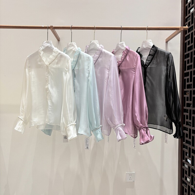 【Private Collection】New Chinese Style Soft Gauze V-Neck Lace Long Sleeve Women's Top 2026 Spring High-End Versatile Blouse