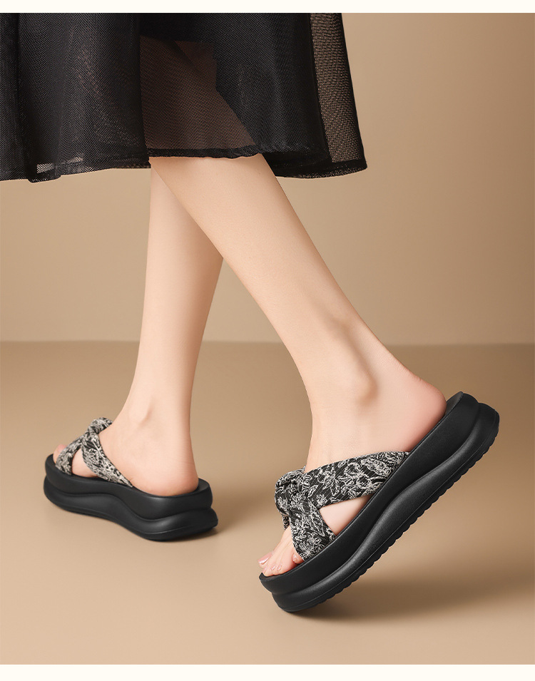 Dép sandal nữ quai chữ V đế dày phong cách hoa văn nổi — QE60 mét trắng chi tiết 20