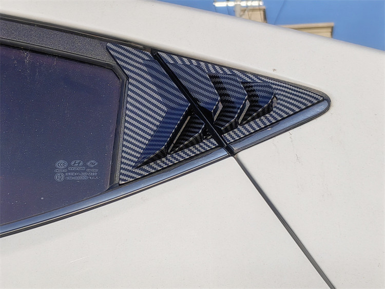 Suitable for Hyundai Langdong Rear Triangular Window Blinds Carbon Fiber Modified Exterior Car Decoration Parts Mustang Style Door