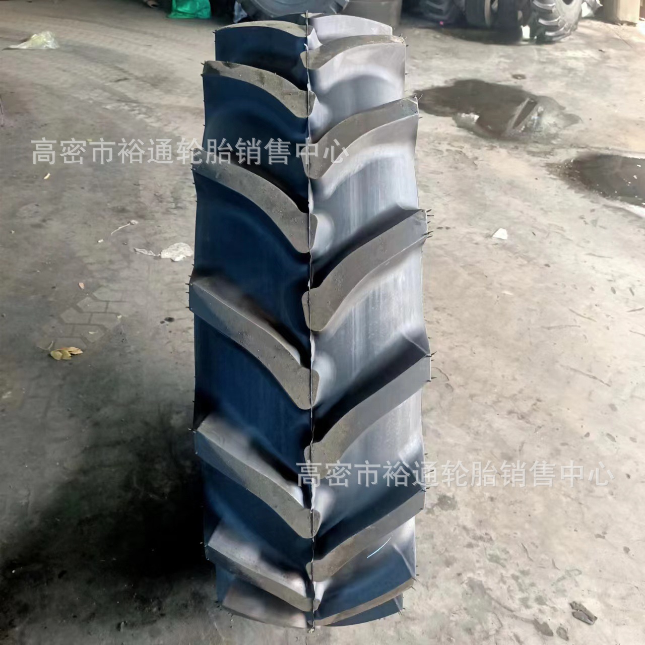 农用拖拉机轮胎14.9-24 东方红人字胎13.6-14.9-16.9-26-28-30-34