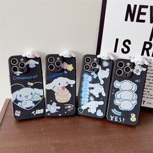 适用iPhone15promax黑壳蜂蜜玉桂狗手机壳趴趴套苹果14公仔支架13