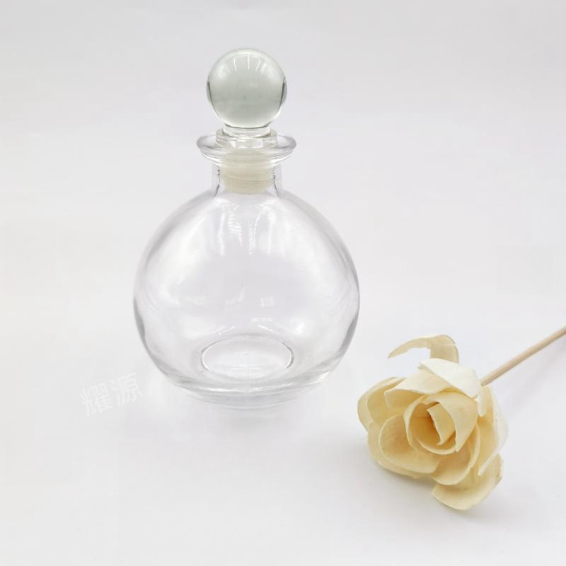 Botella de fragancia transparente con boca de tornillo en stock, botella de fragancia de vidrio esférica vacía, botella de fragancia de boca plana, botella de fragancia dividida