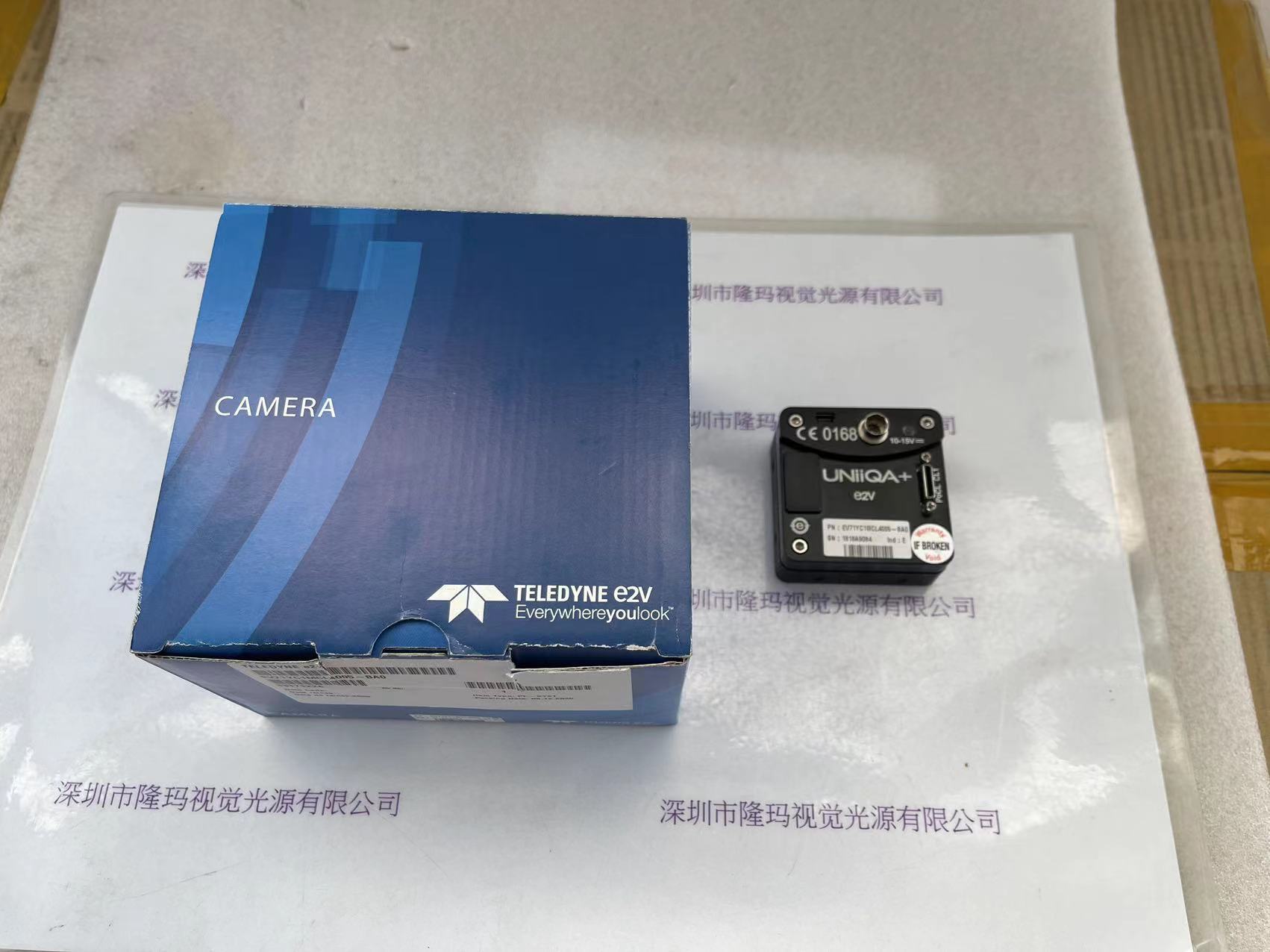 E2V 工业相机 EV71YC1MCL4005-BA0