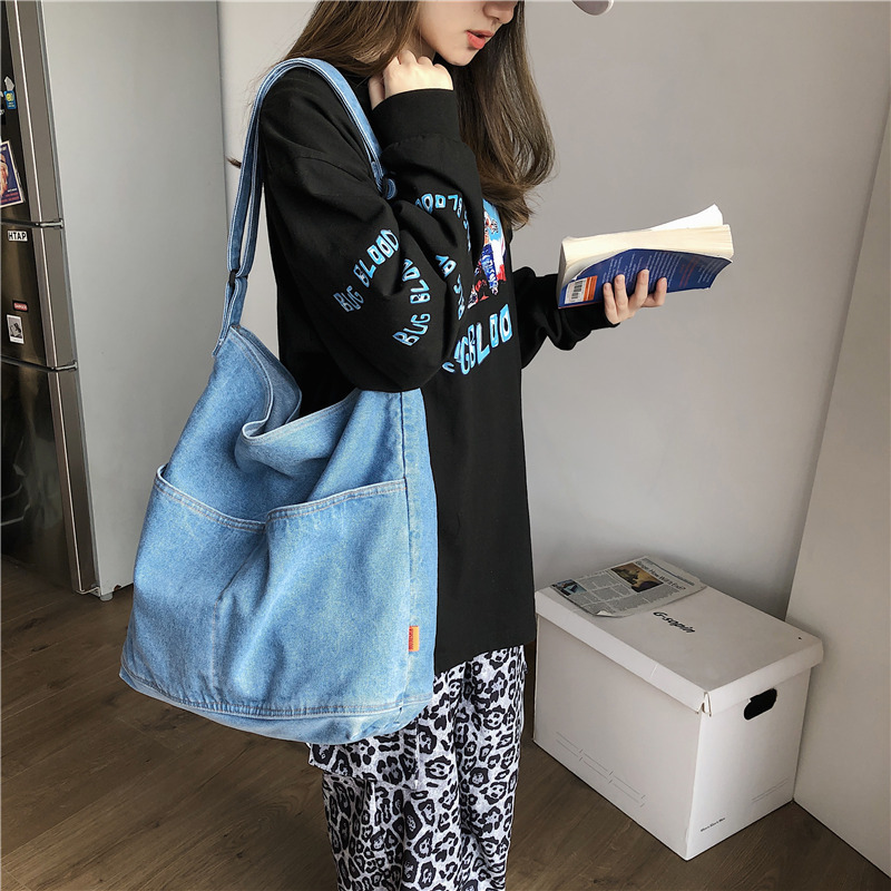 485 denim shoulder bag large capacity wash bag soft feel very good-small white detour-not on behalf of the hair