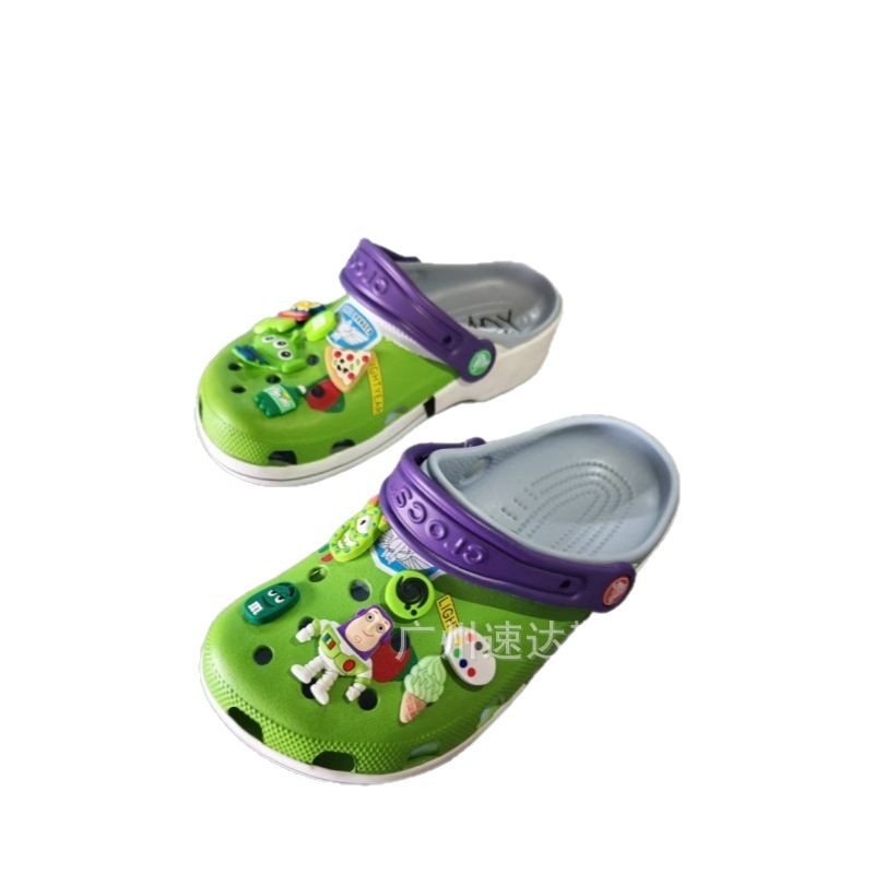 Kejia nuevos zapatos con agujeros para niños dibujos animados anime transpirable para niños y niñas sandalias de playa al aire libre ligero antideslizante