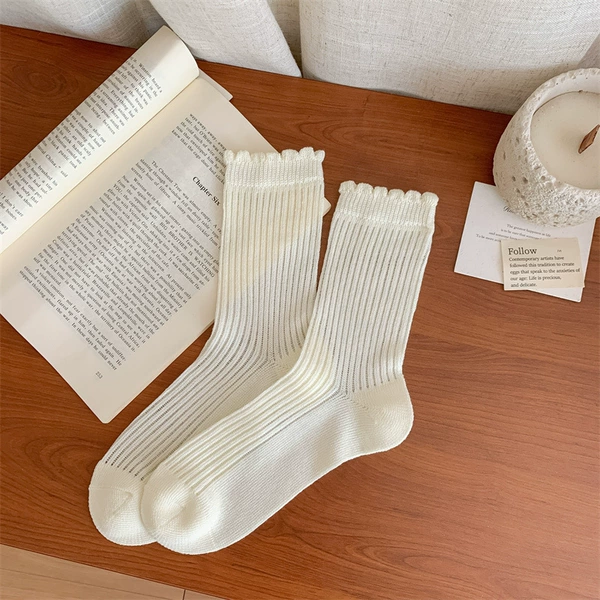 White vertical strip