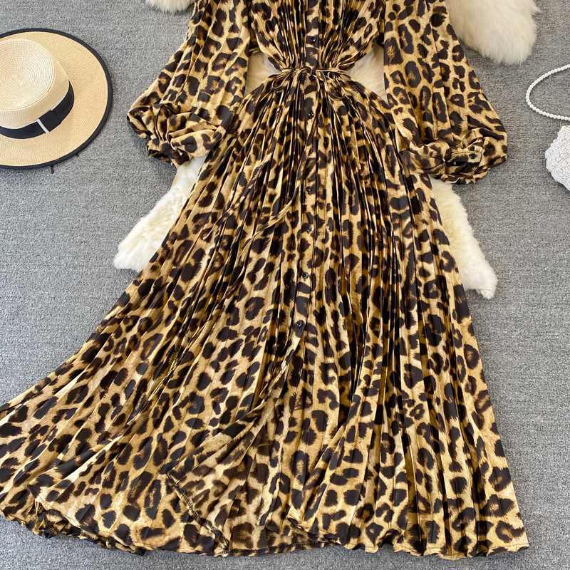 Vêtements pour femmes Automne col rond ample mince à manches longues imprimé satin simple boutonnage robe plissée élégante légère luxe longue jupe_voghion.com