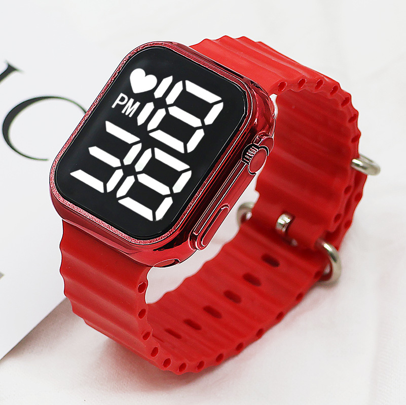 Ventas transfronterizas calientes LED reloj electrónico nocturna galvanizado lámpara blanca digital simple moda estudiantes hombres y mujeres reloj cuadrado