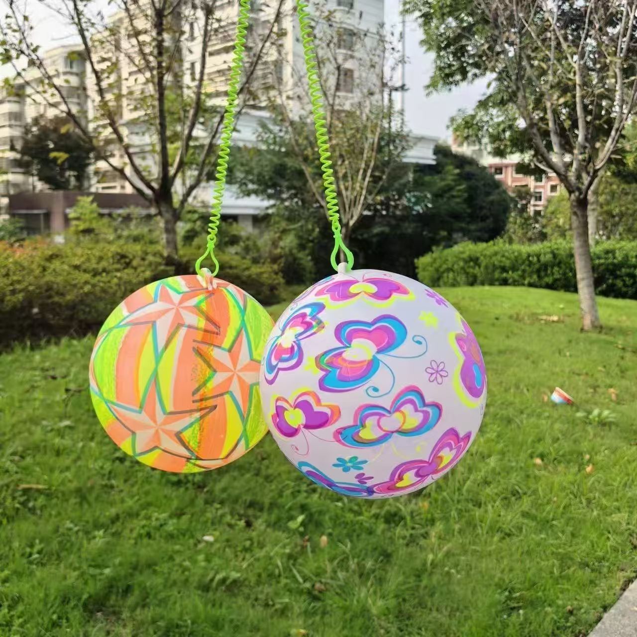 Cadena de fútbol de dibujos animados bola de sandía colorida bola impresa fluorescente con cuerda cadena bola elástica regalos de jardín de infantes