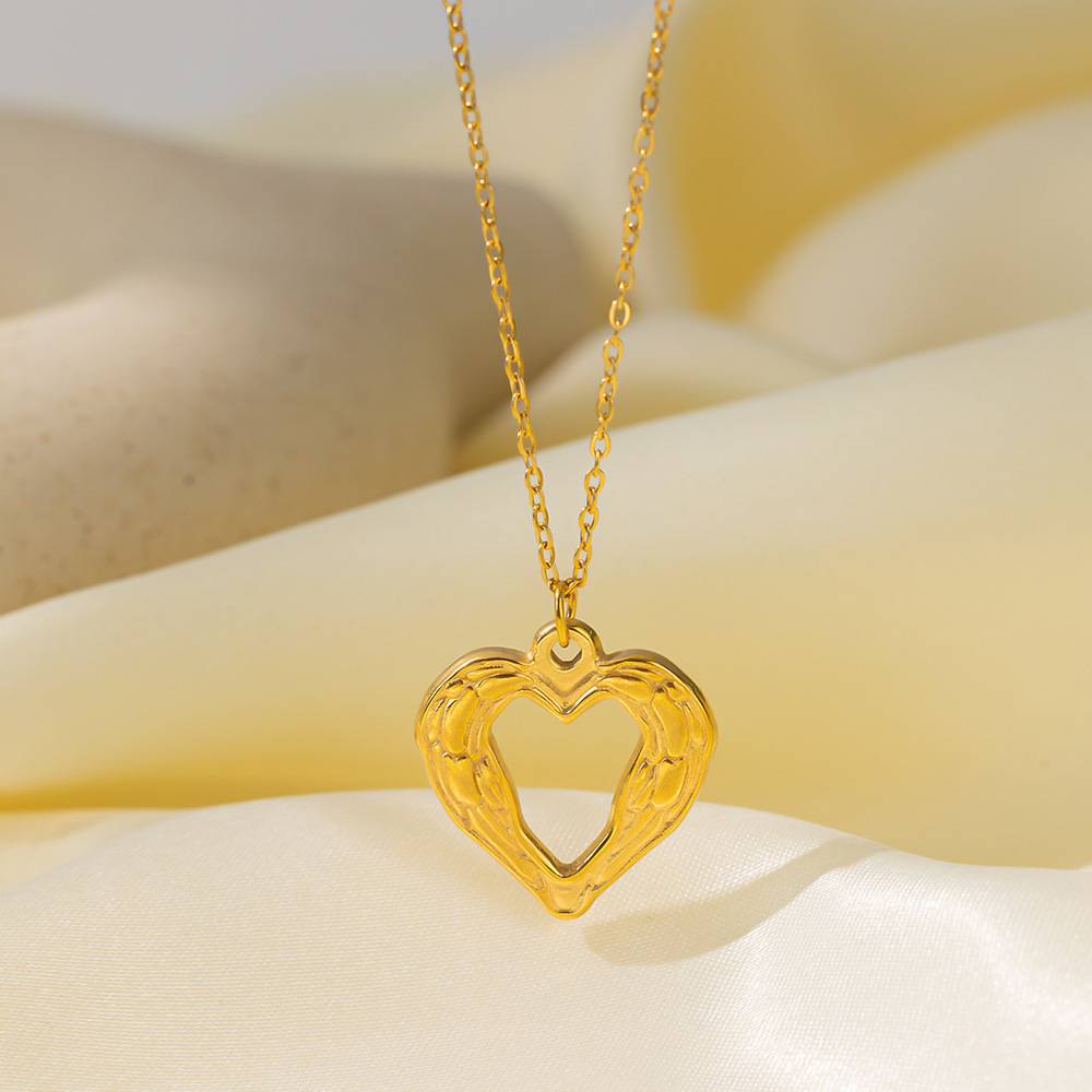 8g Weight PVD Coated Gold Plating Process 18K Real Gold Plated Plating Material 304 Stainless Steel Pendant Material Layered Necklaces, Pendant Necklace Classification 304 Stainless Steel Chain Material Paperclip Chain, cable chain, Twisted Rope Chain Chain Type 1 Piece Quantity Casual, Daily, Date Occasion 304 Stainless Steel Material Heart Shape Pattern Women's Gender Sweet, IG Style Style Plating Craft Heart Shape Titanium Steel Sweet IG Style Layered Necklaces Pendant Necklace 20