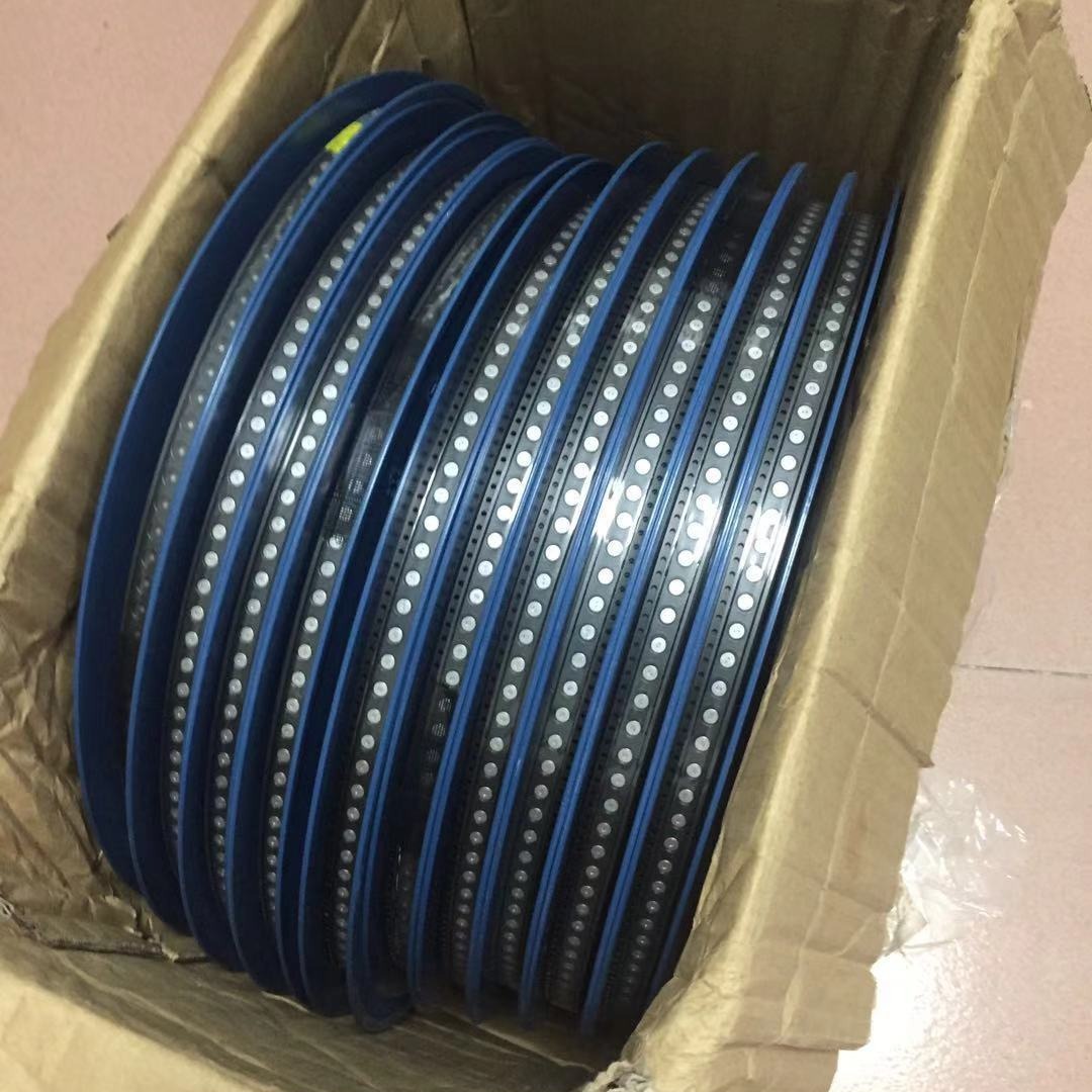 大量供应贴片4013咪