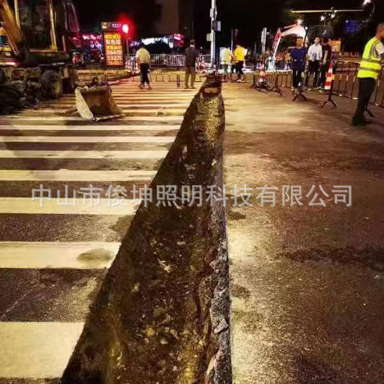 智慧斑马线发光地砖灯交通安全警示灯人行道辅助指示灯