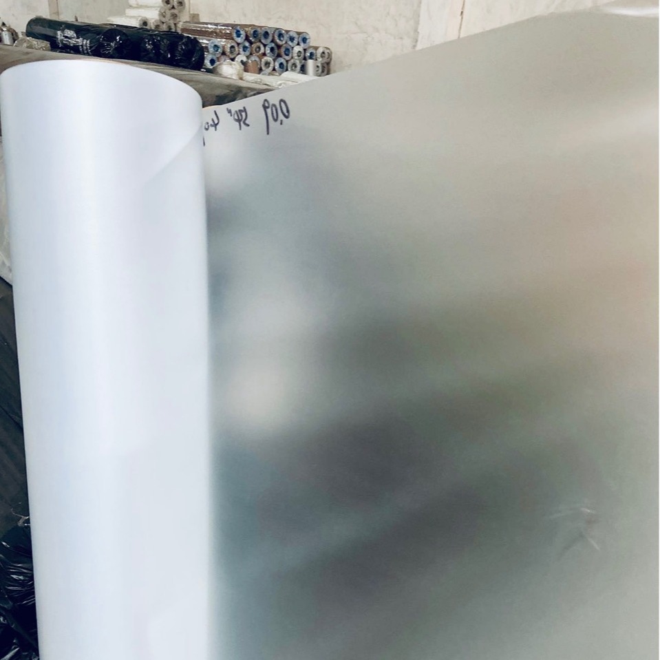 Suministro de PVC esmerilado semitransparente esmerilado plano esmerilado de doble cara es adecuado para bolsos, bolsas, etc