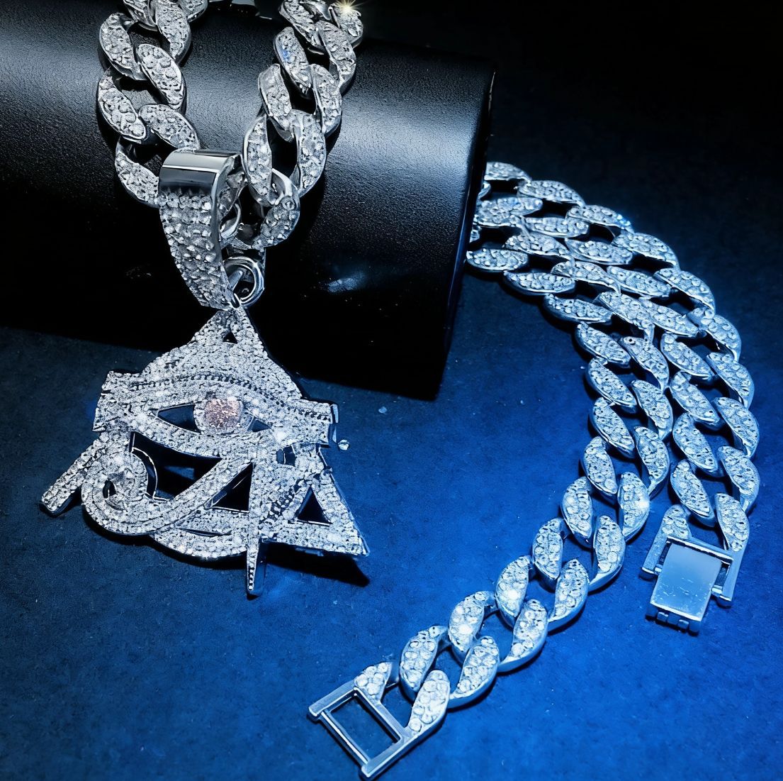 Collar de colgante triangular de diamante completo, estilo hip-hop europeo y americano, conjunto de cadenas cubanas, accesorios callejeros de moda para hombres y mujeres.